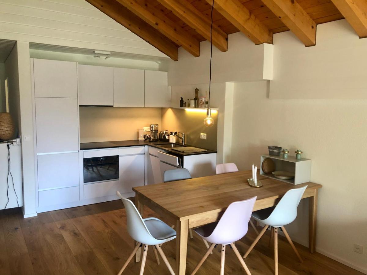 Moderne Dachwohnung Naehe Zermatt Mit Balkon Täsch Eksteriør bilde